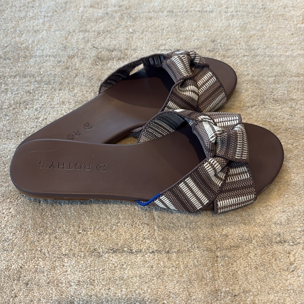 Rothy's The Knot Sandal Twist Slide Taupe Retired - Picture 3 of 8